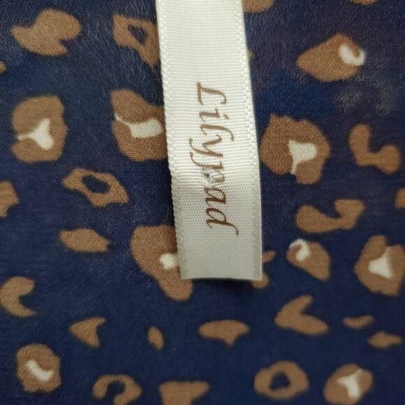 LilyPad Large Navy Floral Open Front Cover Top - Picture 4 of 5